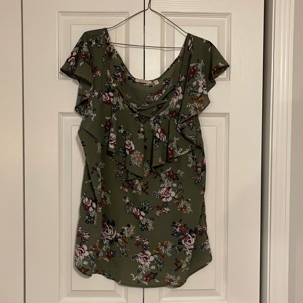 Tempted hearts green floral blouse
